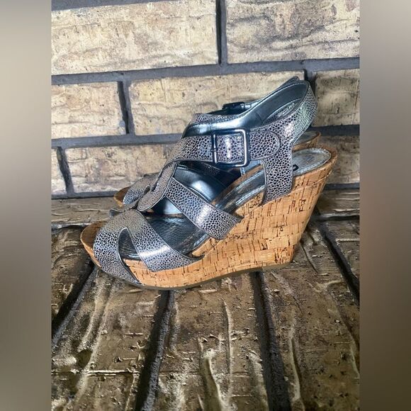 Silver shiney snake skin Gianni bini wedges - Picture 8 of 8